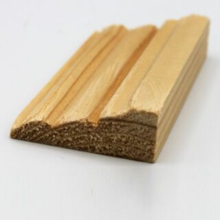 Red Deal (Pine) Barrell Moulding 33mm x 12mm x 2.4m